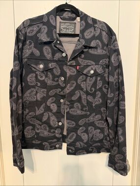 Levi's Cotton Blend Black Paisley Print Trucker Denim Classic Jacket